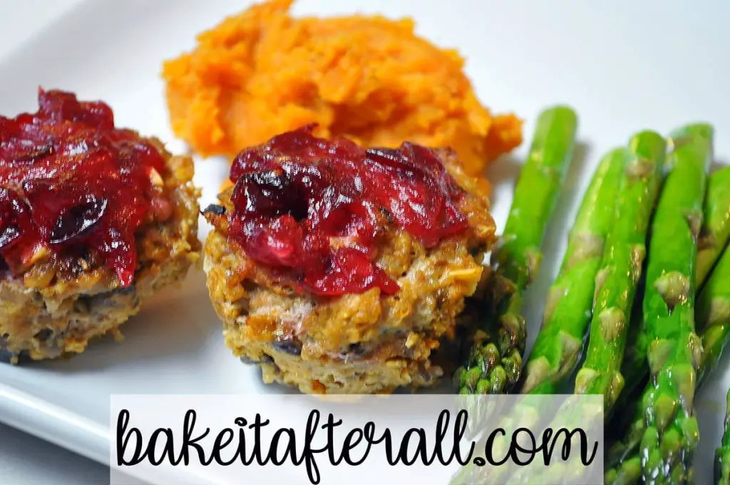 turkey meatloaf muffins with cranberry glaze