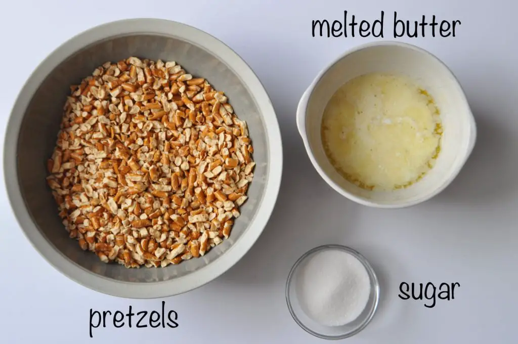 ingredients for pretzel crust