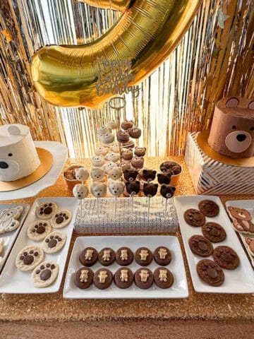 teddy bear dessert table