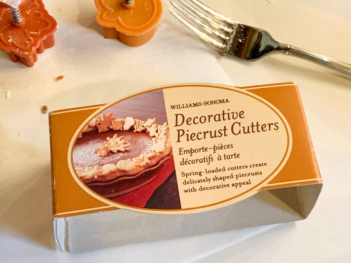 packaging of Williams Sonoma decorative pie crust cutters