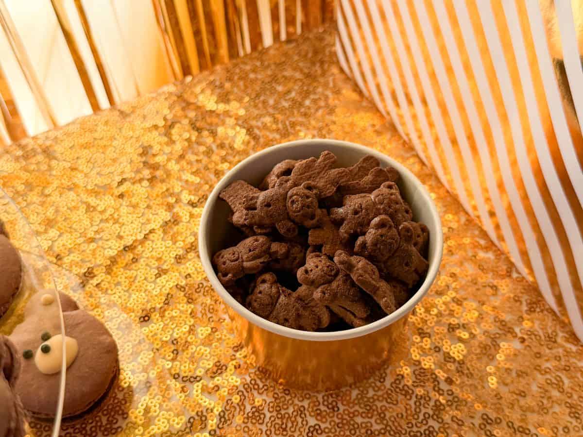 chocolate teddy grahams in a gold paper cup