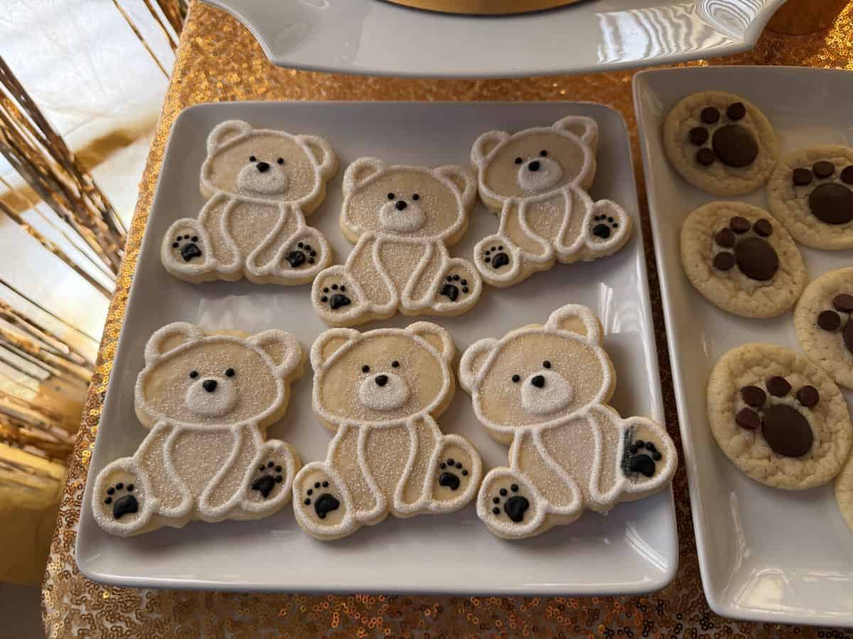 easy polar bear cookies on a white plate