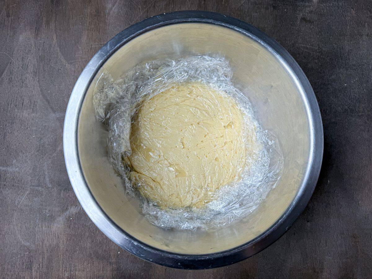 plastic warp pressed into the surface of eggnog pastry cream